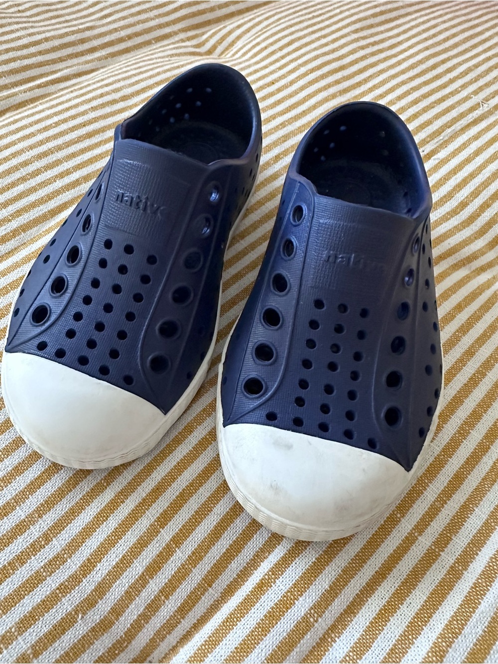 Native Shoes - Size C7 in blue